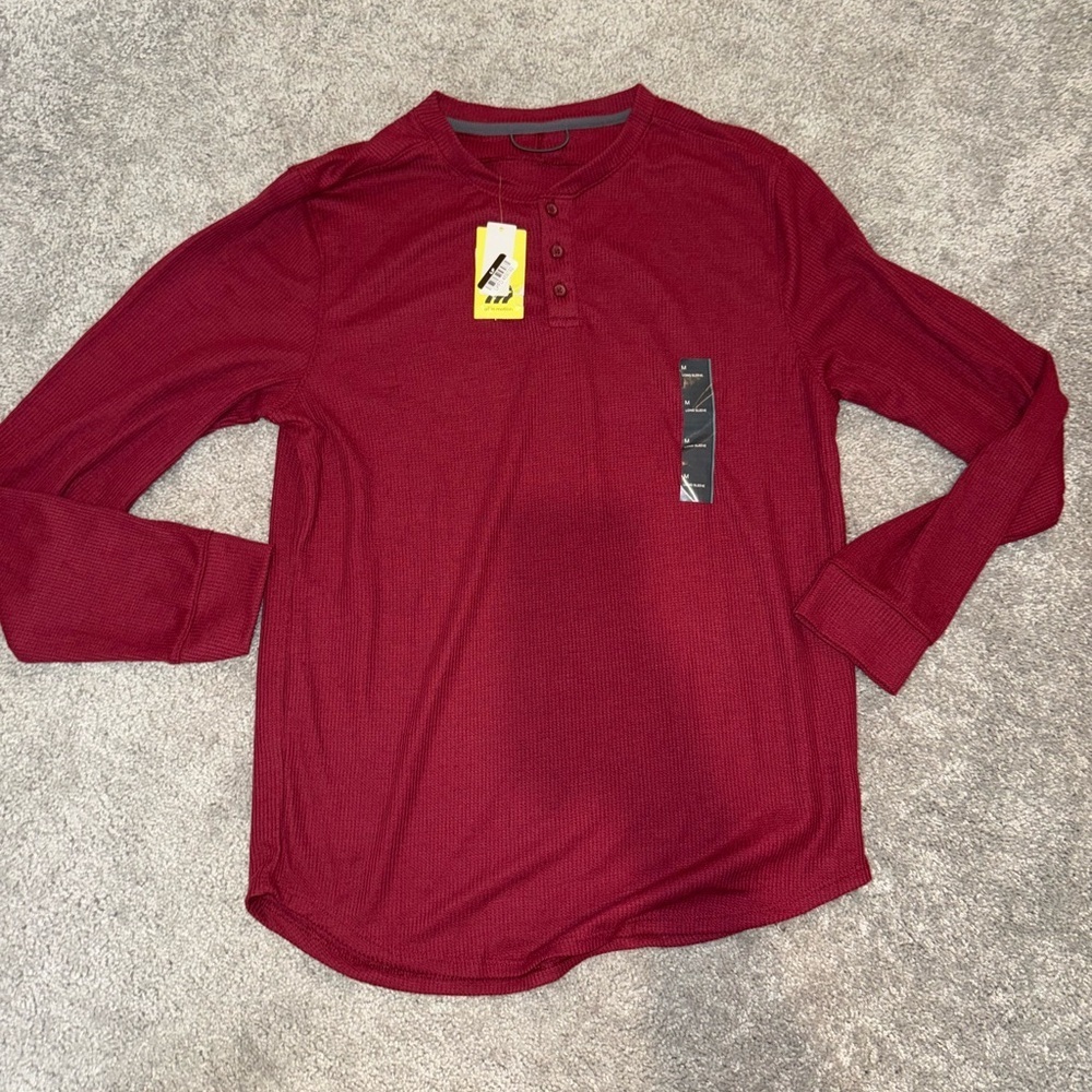 NWT All in Motion Red Long Sleeve Tee Size M
